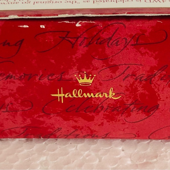 Hallmark 60th Anniversary Jeep Wrangler Sport 4.0 L Red 2001 Christmas Ornament - Picture 4 of 11